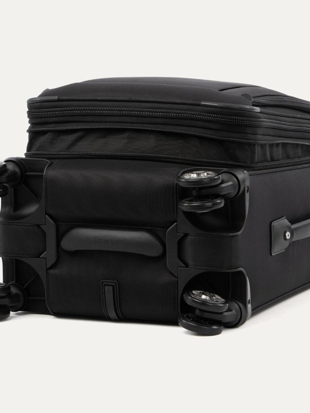 NWT - Travelpro Platinum Elite Carry-On Spinner, Black - Picture 5 of 6